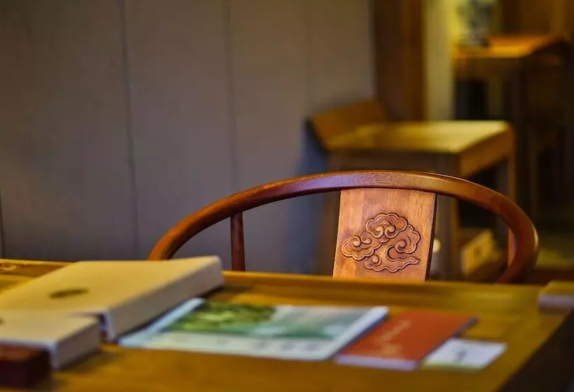 Hotel Huanhuahongtai