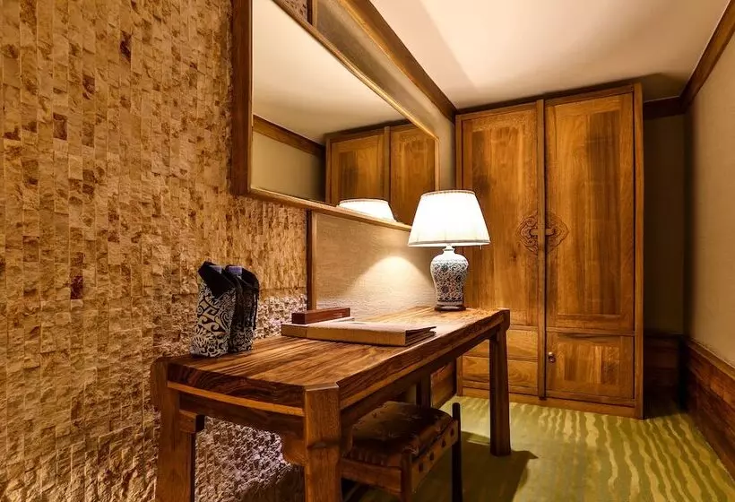 Hotel Huanhuahongtai