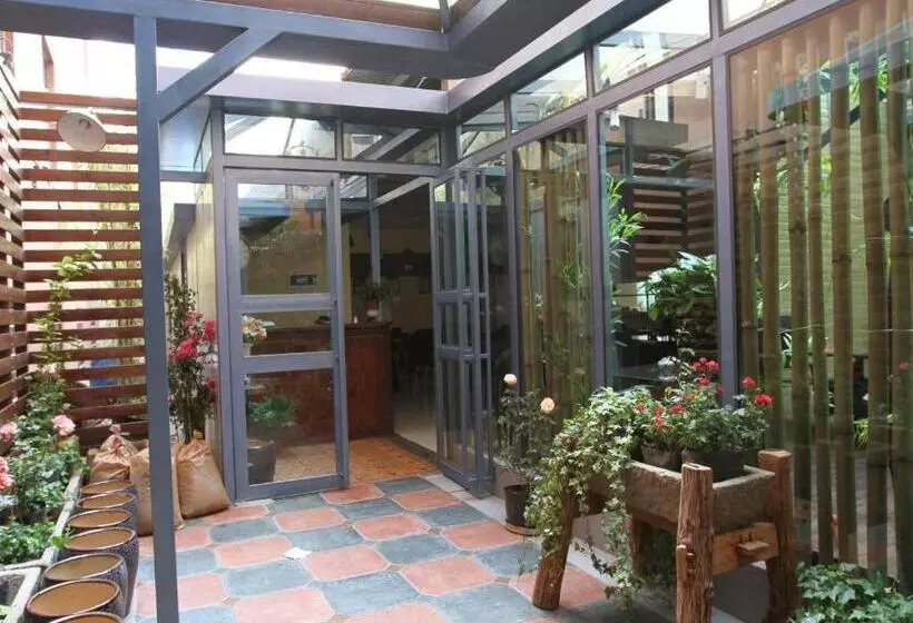 호텔 Pankun Business