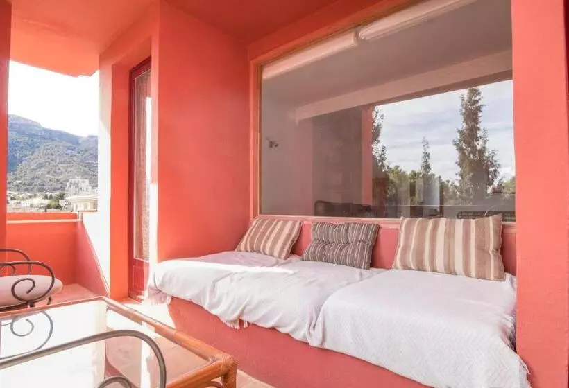 Apartment In Muralla Roja   0406