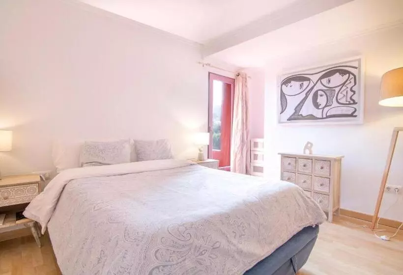 Apartment In Muralla Roja   0406