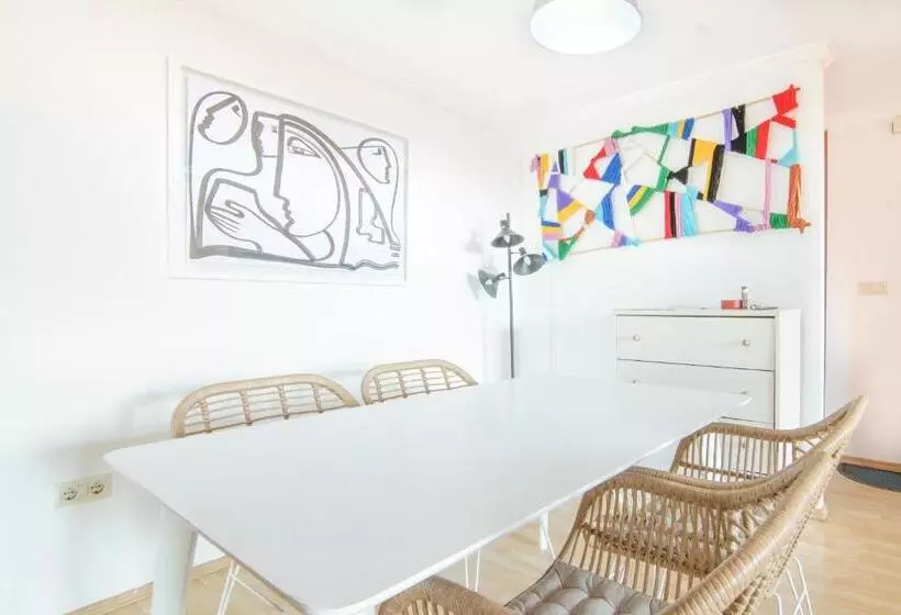 Apartment In Muralla Roja   0406