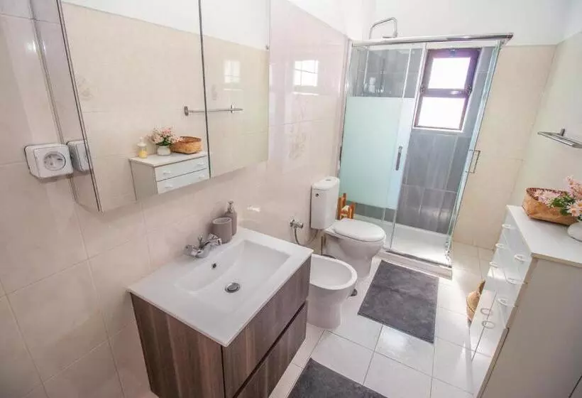 Apartment Close To Golf, Beaches, Quinta Lago, Vale Lobo, Quarteira And Vilamoura