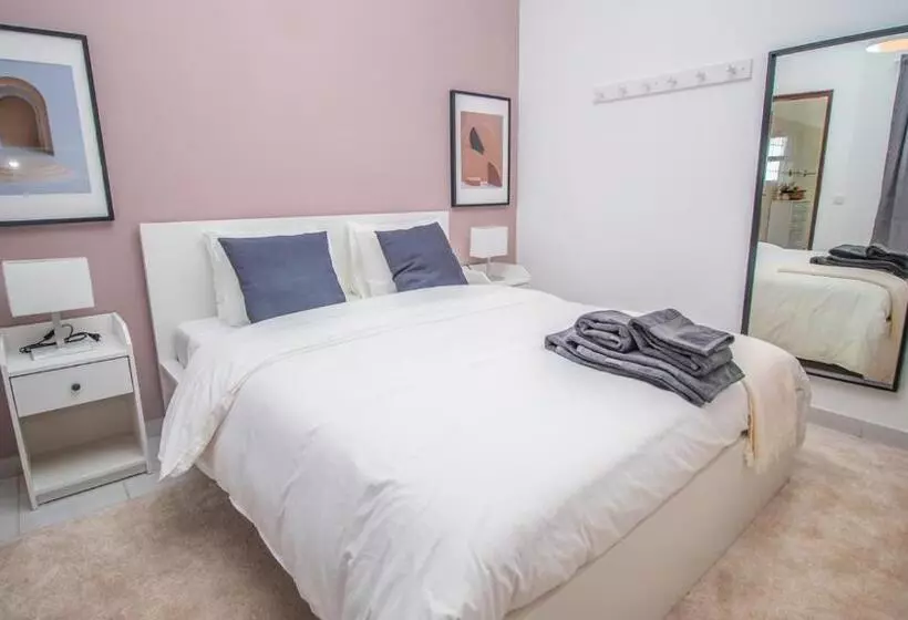 Apartment Close To Golf, Beaches, Quinta Lago, Vale Lobo, Quarteira And Vilamoura