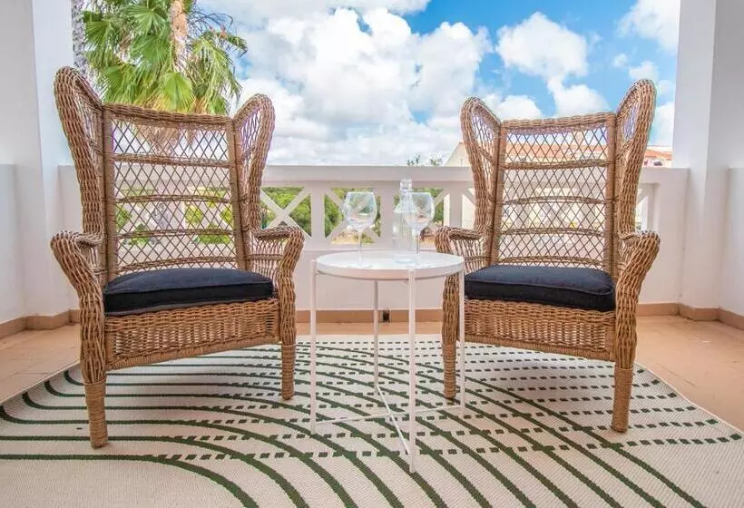 Apartment Close To Golf, Beaches, Quinta Lago, Vale Lobo, Quarteira And Vilamoura