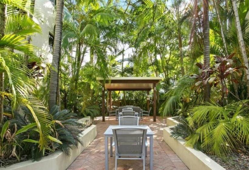 Howard 11 7 Noosa River At Your Doorstep