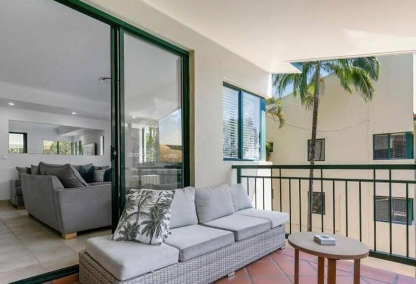 Howard 11 7 Noosa River At Your Doorstep