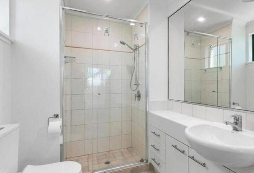 Howard 11 7 Noosa River At Your Doorstep