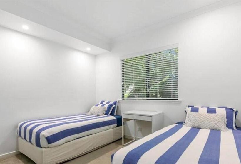 Howard 11 7 Noosa River At Your Doorstep