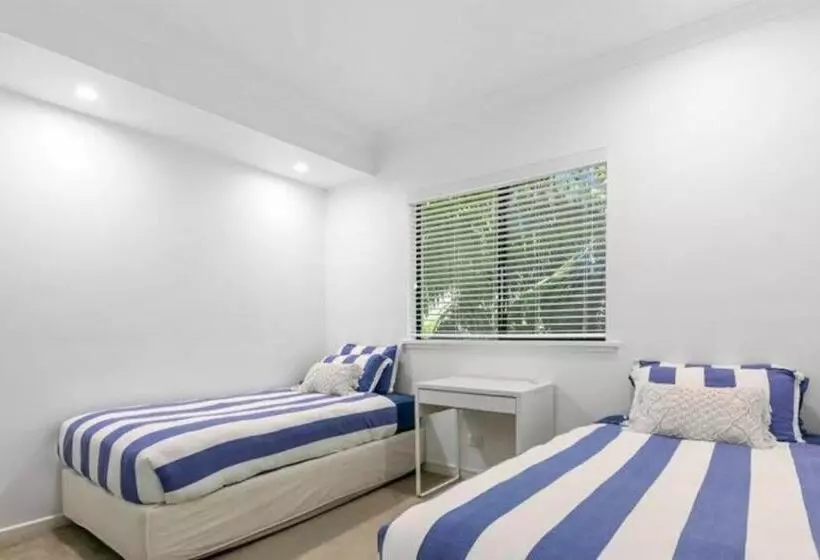 Howard 11 7 Noosa River At Your Doorstep