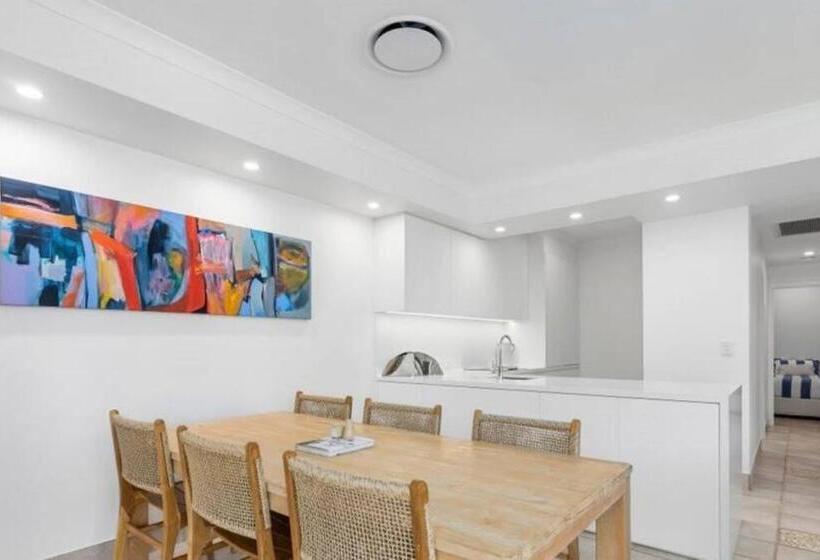 Howard 11 7 Noosa River At Your Doorstep