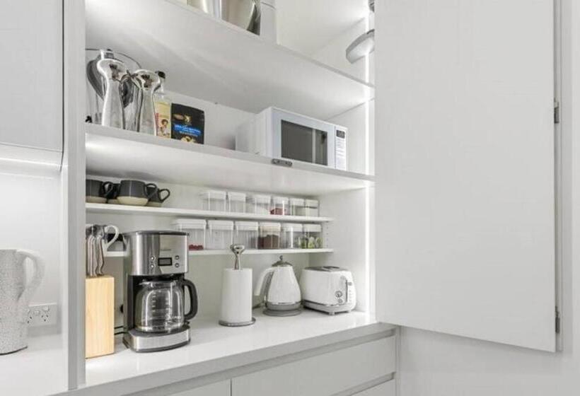 Howard 11 7 Noosa River At Your Doorstep