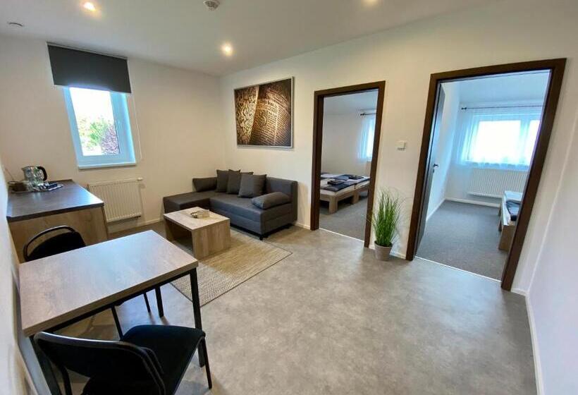 פנסיון Apartmány Pelhřimov