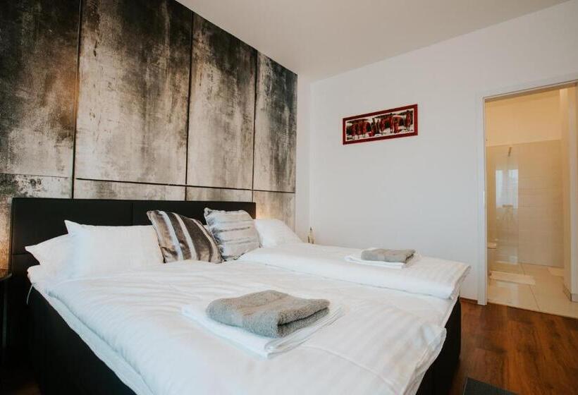 بنسيون Erzsébet Vendégház Mórahalom