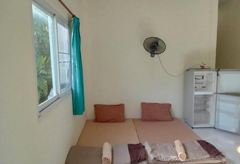 Resort บ้านสวนวารินทร์ รีสอร์ท