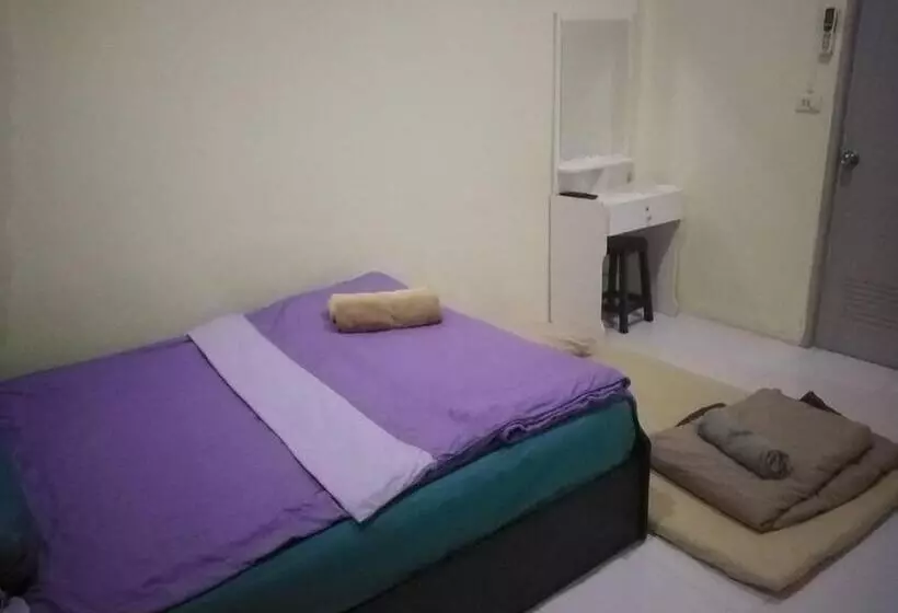 استراحتگاه บ้านสวนวารินทร์ รีสอร์ท