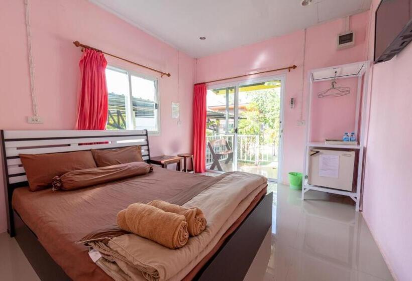 Resort บ้านสวนวารินทร์ รีสอร์ท