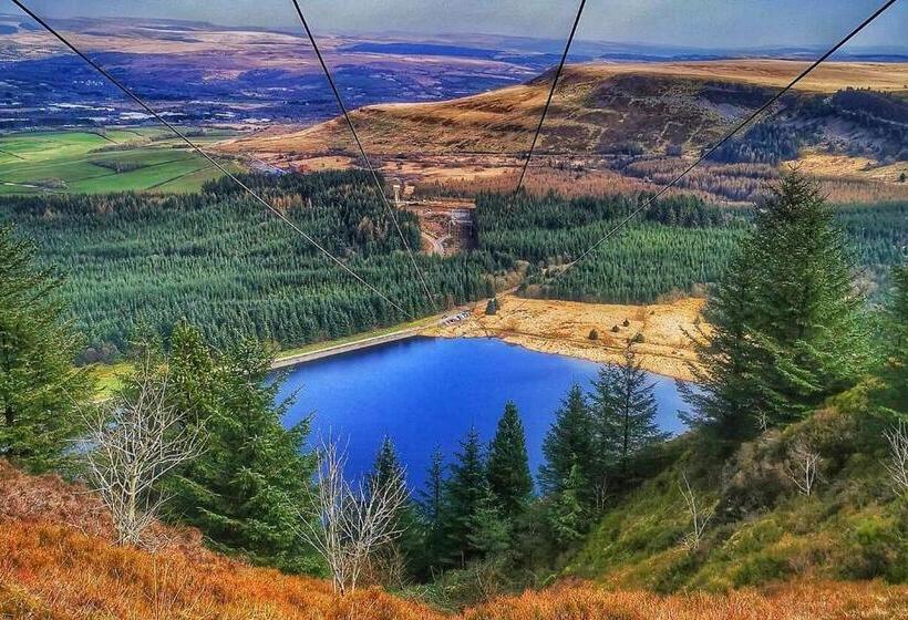 Rhondda Tunnel Cottage By Staystaycations
