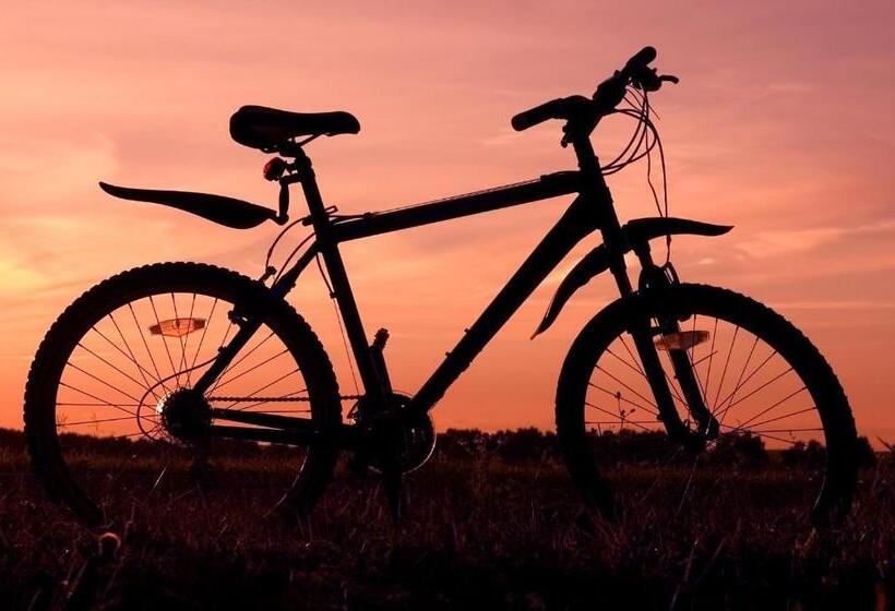 Rhondda Tunnel Cottage By Staystaycations