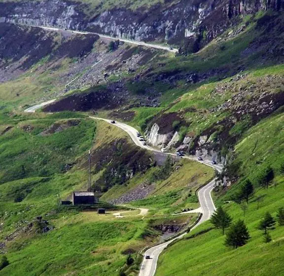 Rhondda Tunnel Cottage By Staystaycations