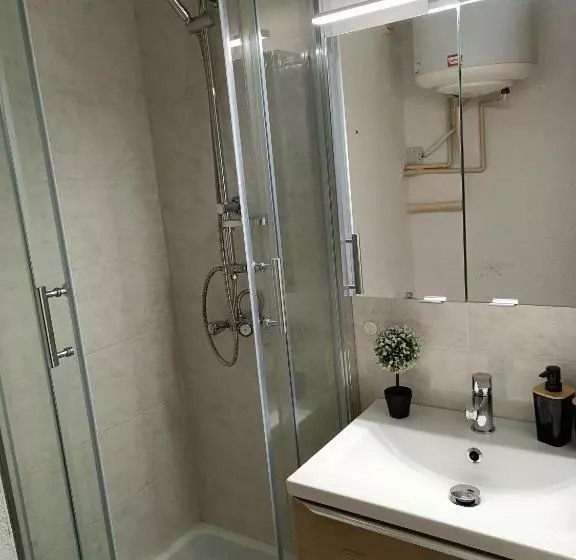 St Pierre La Mer,appartement T2 En Residence Calme