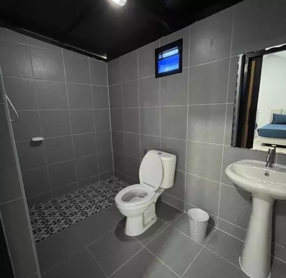 Retkeilymaja Chics Resort ชิคส์รีสอร์ท