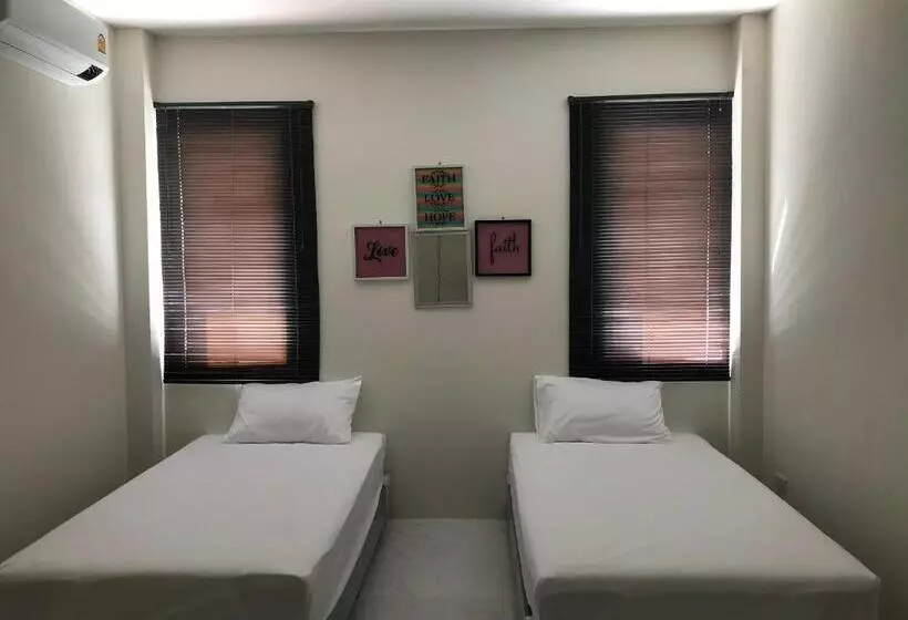 Retkeilymaja Chics Resort ชิคส์รีสอร์ท