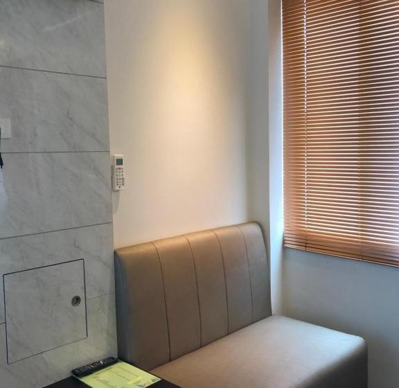 Hostel Chics Resort ชิคส์รีสอร์ท