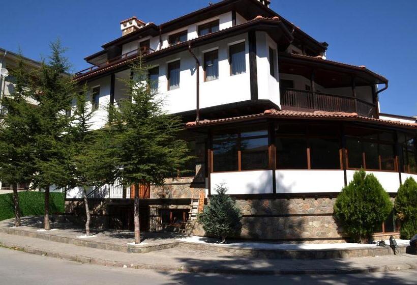 Hotel семеен хотел къщата