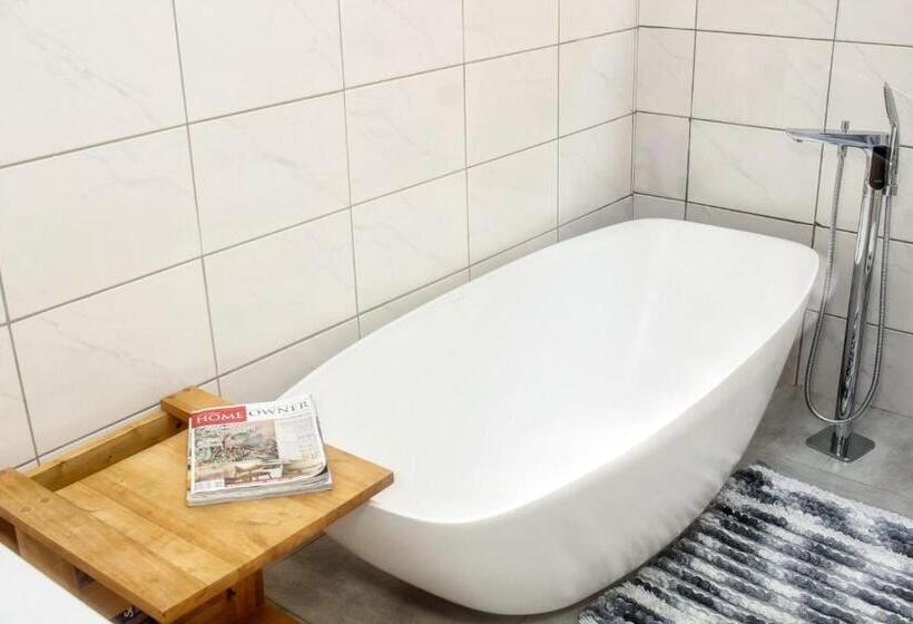 Mills Pad With 2 Bedroom