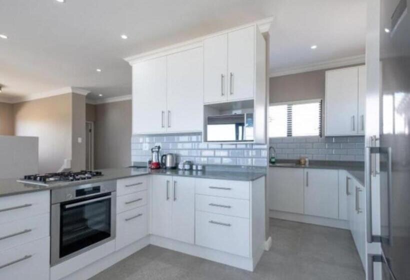 Ocean Pearl Accommodation