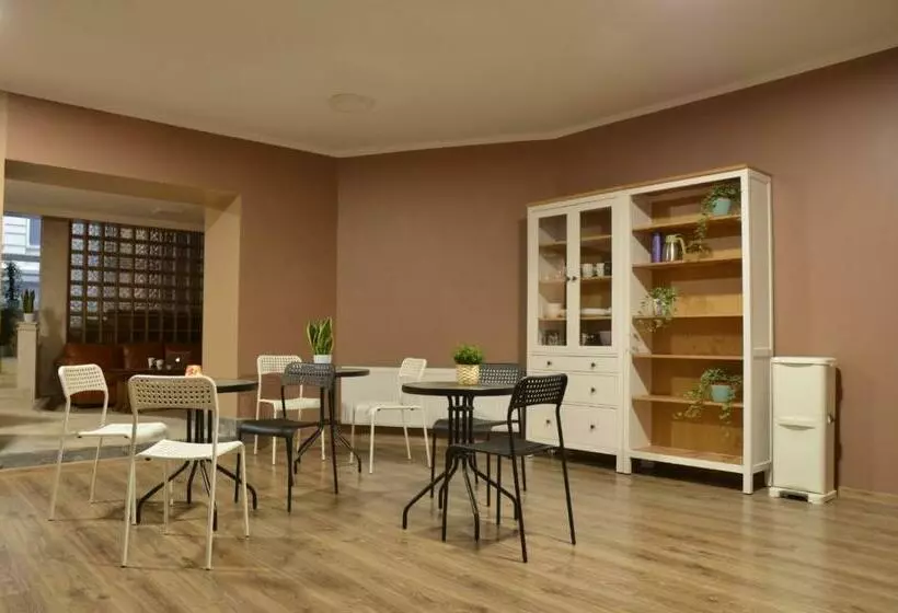 پانسیون Anna S Guesthouse