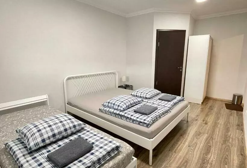 پانسیون Anna S Guesthouse