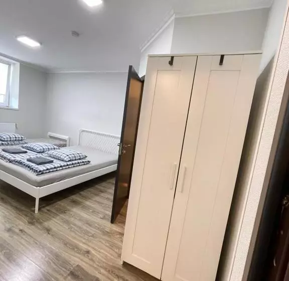 پانسیون Anna S Guesthouse