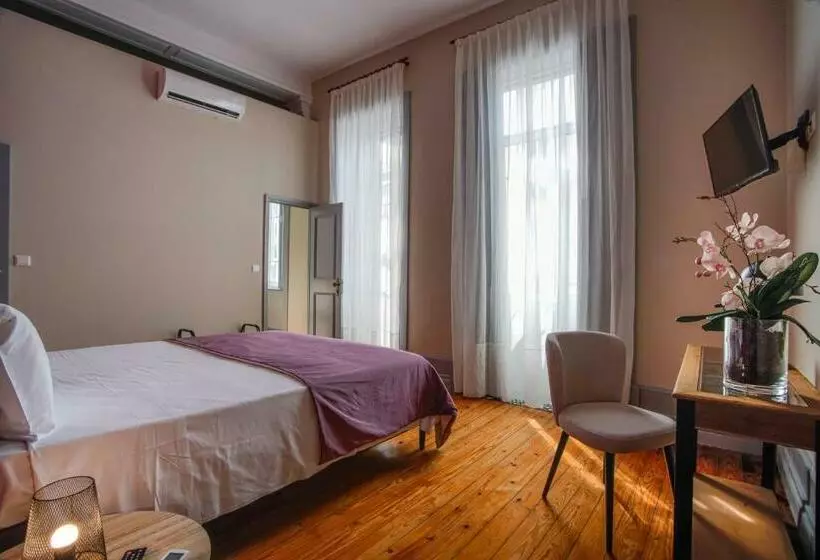 پانسیون Palacete Suite Aveiro