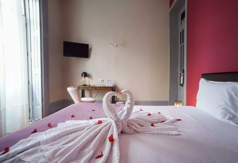 پانسیون Palacete Suite Aveiro