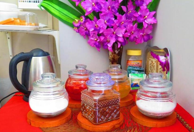 Pranot Apartment & Spa