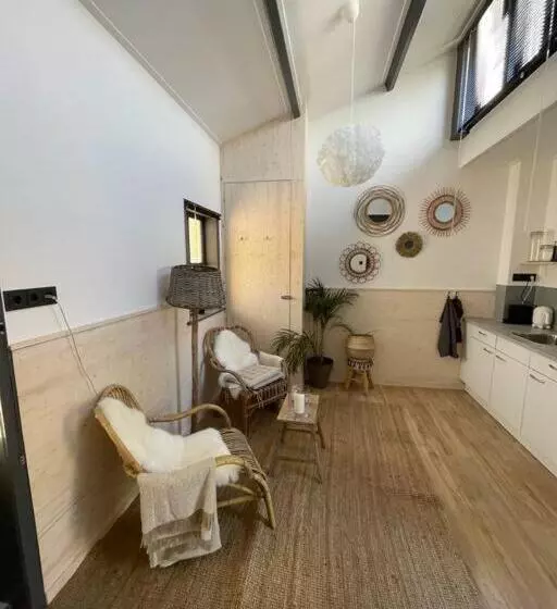 Studio 41 Bergen Nh