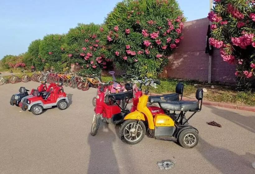 شاليهات بورتو مطروح فيو بحر Porto Matrouh Sea View Families Only