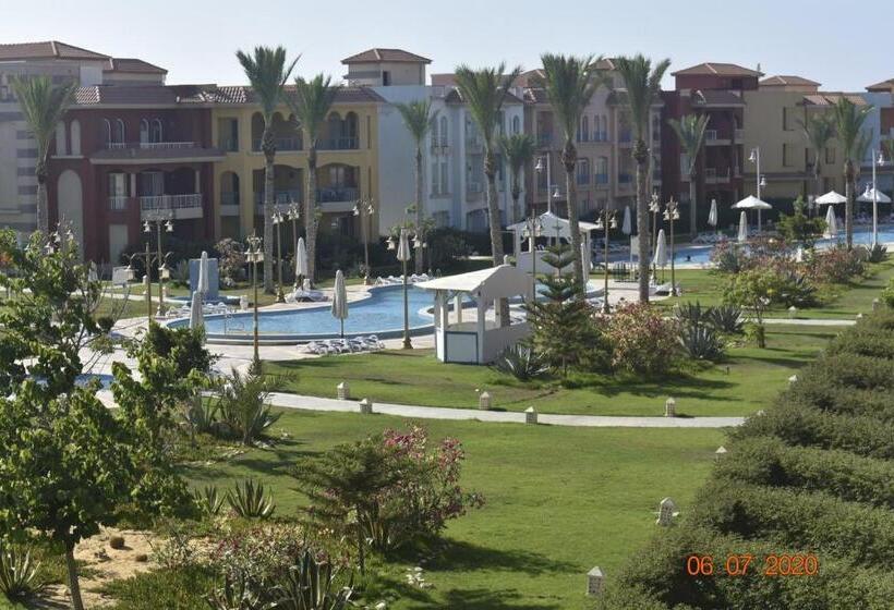 شاليهات بورتو مطروح فيو بحر Porto Matrouh Sea View Families Only