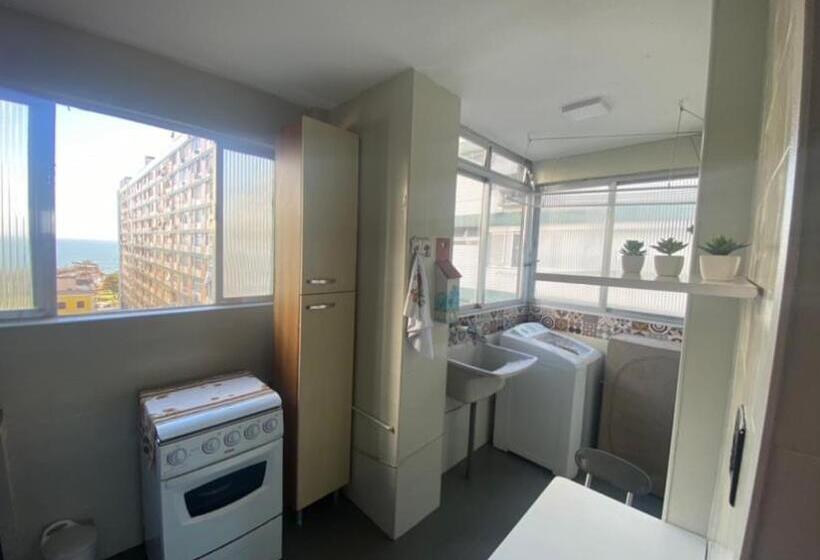 Lindo Sala Living Com Vista Para O Mar