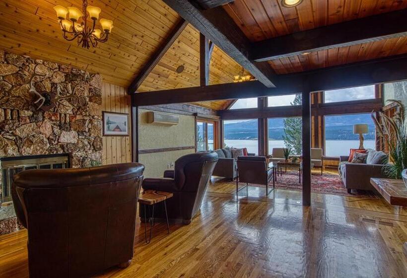 Mountain Retreat, Panoramic Lake Views
