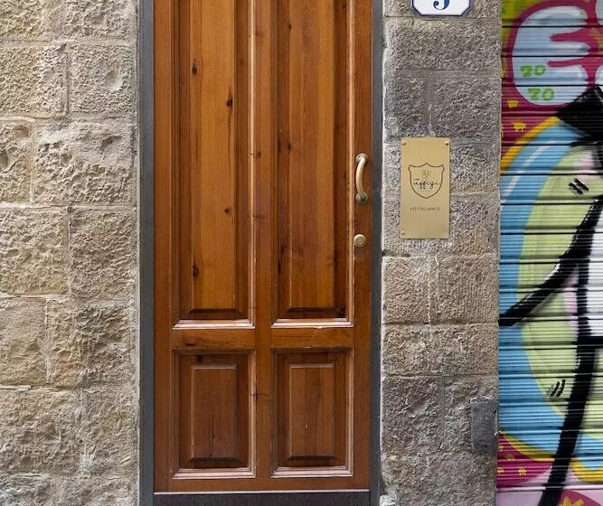 پانسیون Casa Uffizi Xiii Century Tower House Boutique