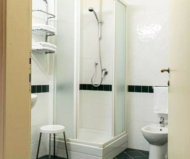 پانسیون Casa Uffizi Xiii Century Tower House Boutique