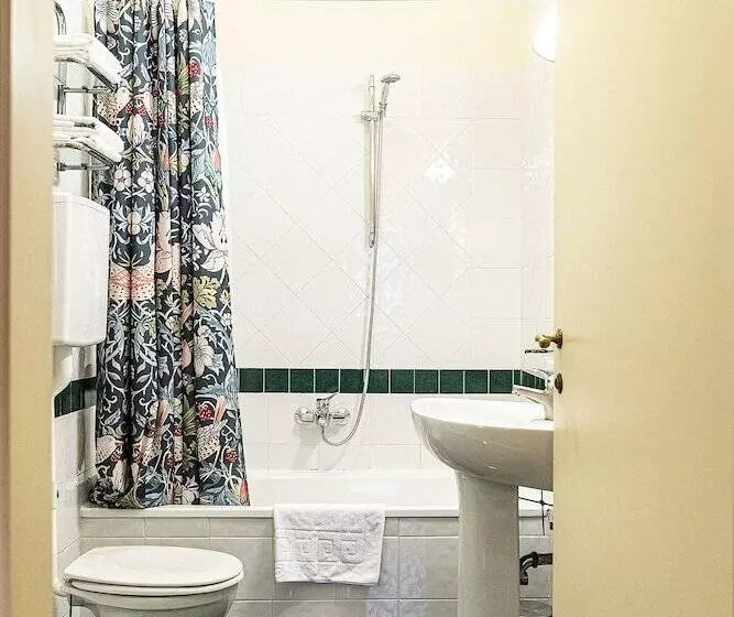 پانسیون Casa Uffizi Xiii Century Tower House Boutique