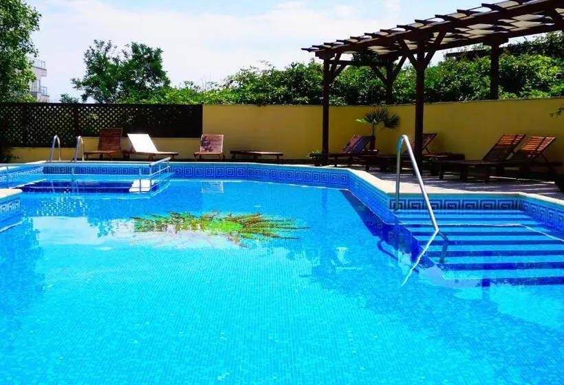 комплекс бяла виста до плажа   Complex Byala Vista Near The Beach