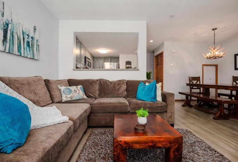 3br Sunpath Spacious Village Townhome