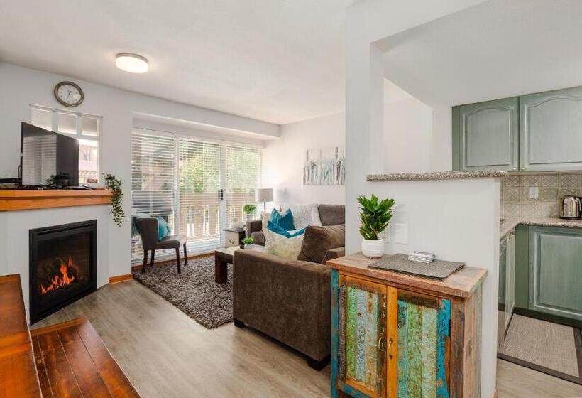 3br Sunpath Spacious Village Townhome