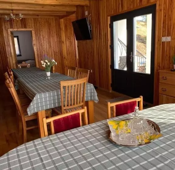 Cabana Transylwonder