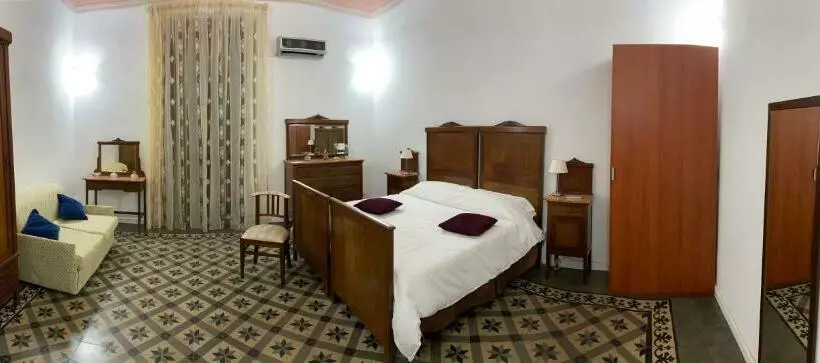 Crispi Accomodation B&b